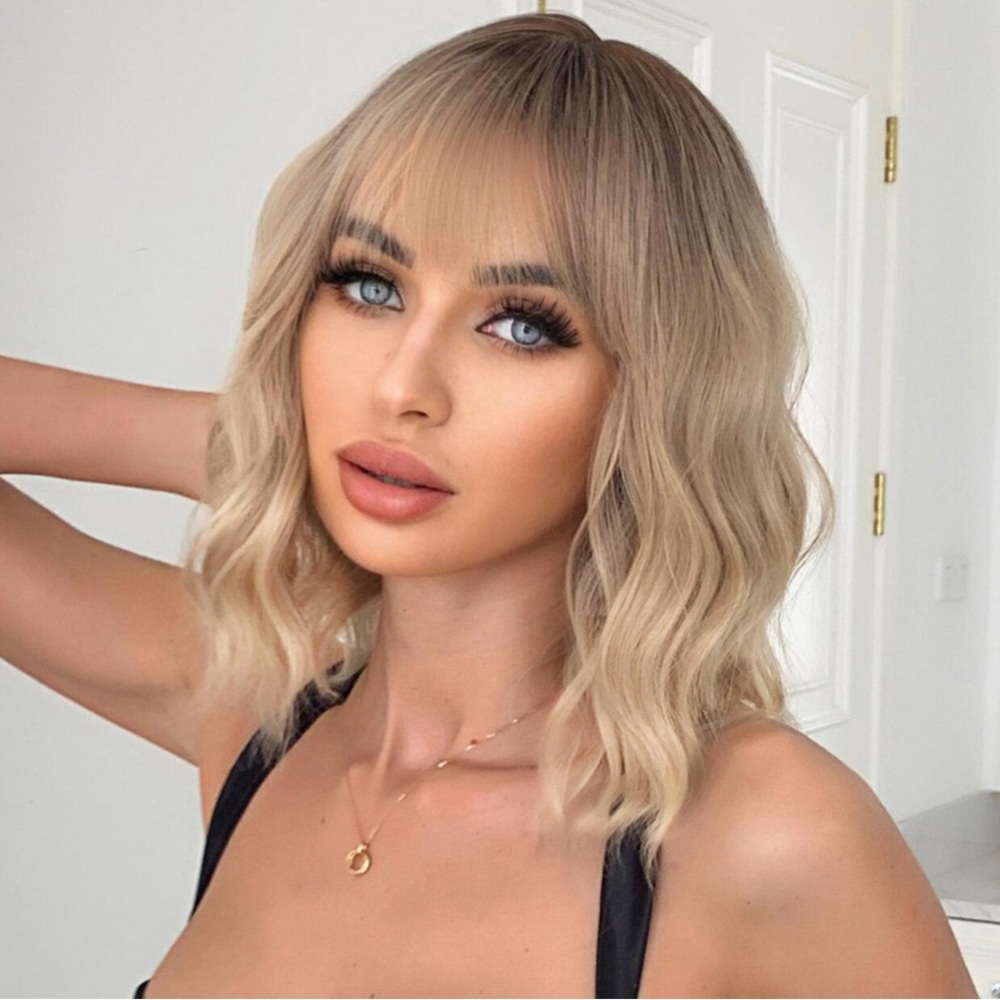 Cream Wavy Hair Extensions for Effortless Volume